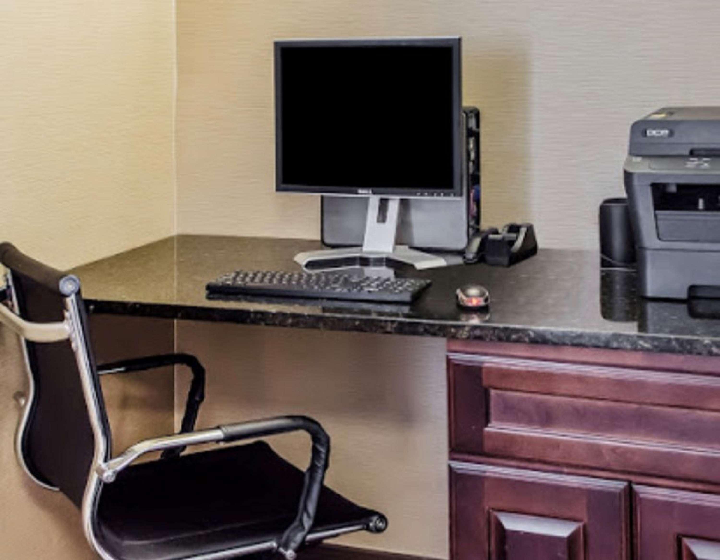 Surestay Plus By Best Western Jonestown Lebanon Valley Zewnętrze zdjęcie